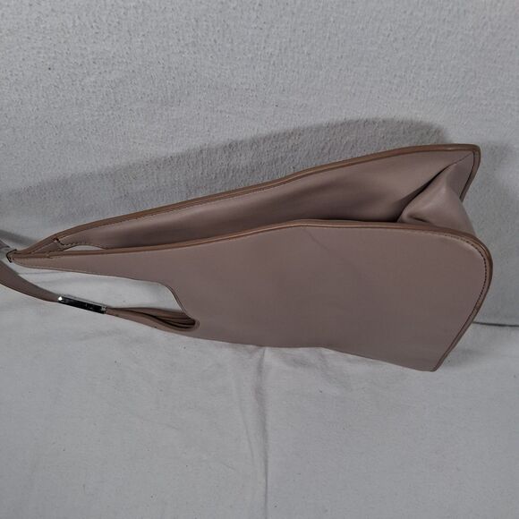 Calvin Klein AUDREY Pink Women's Hobo Leather Shoulder Bag - Picture 5 of 11